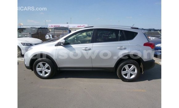 Sayi Imported Toyota HiAce Sauran Babbar mota in Import - Dubai a Benin Sayi Imported Toyota HiAce Sauran Babbar mota in Import - Dubai a Benin