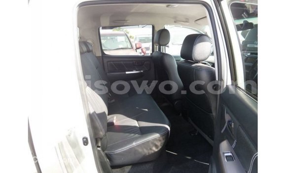 Sayi Imported Toyota Hilux Sauran Mota in Import - Dubai a Benin Sayi Imported Toyota Hilux Sauran Mota in Import - Dubai a Benin
