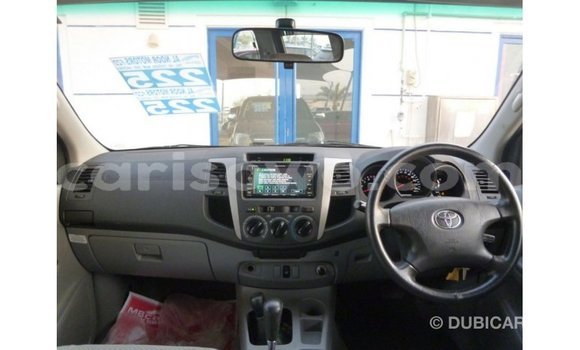 Ra Imported Toyota Hilux Black Ọkọ̀ in Import - Dubai ni Benin Ra Imported Toyota Hilux Black Ọkọ̀ in Import - Dubai ni Benin