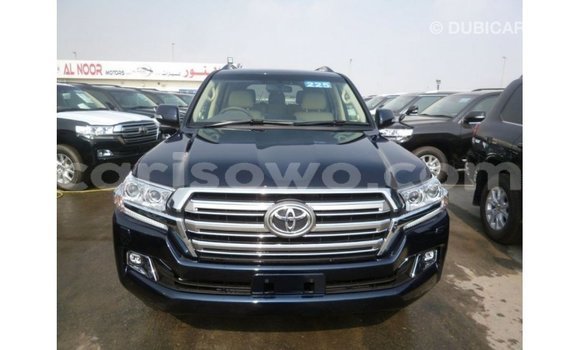 Sayi Imported Toyota Land Cruiser Blue Mota in Import - Dubai a Benin Sayi Imported Toyota Land Cruiser Blue Mota in Import - Dubai a Benin