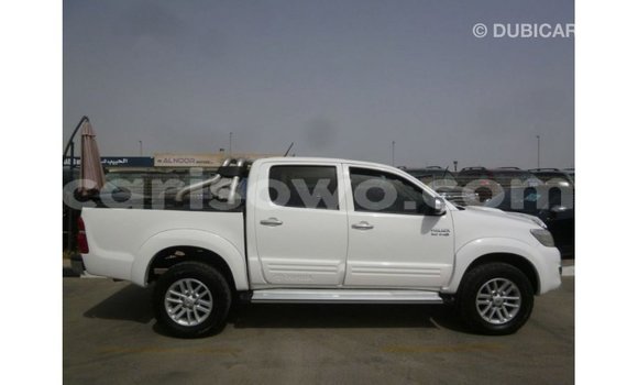 Buy Import Toyota Hilux White Car in Import - Dubai in Benign Buy Import Toyota Hilux White Car in Import - Dubai in Benign