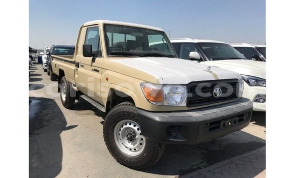 Buy Import Toyota Land Cruiser Beige Car in Import - Dubai in Benign Buy Import Toyota Land Cruiser Beige Car in Import - Dubai in Benign