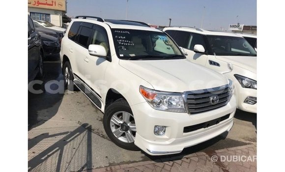 Buy Import Toyota Land Cruiser White Car in Import - Dubai in Benign Buy Import Toyota Land Cruiser White Car in Import - Dubai in Benign