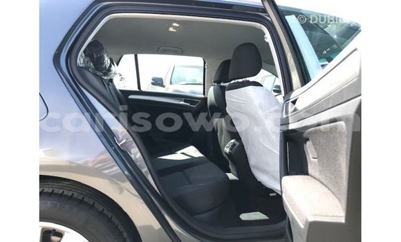 Acheter Import Voiture Volkswagen Golf Autre à Import - Dubai, Benin Acheter Import Voiture Volkswagen Golf Autre à Import - Dubai, Benin