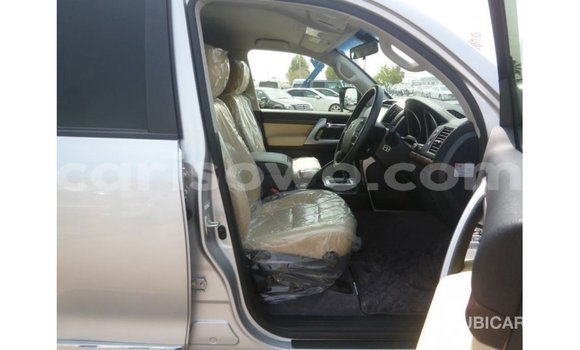 Sayi Imported Toyota Land Cruiser Sauran Mota in Import - Dubai a Benin Sayi Imported Toyota Land Cruiser Sauran Mota in Import - Dubai a Benin