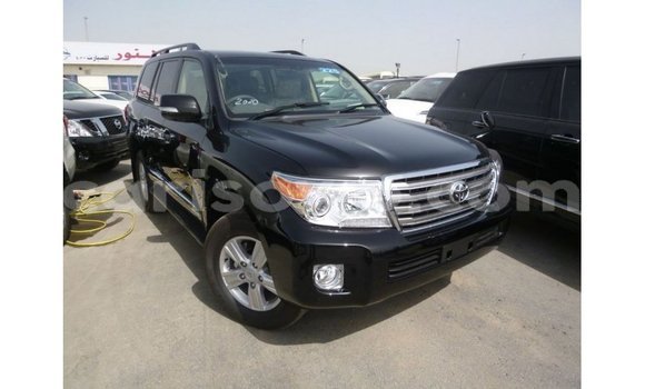 Acheter Import Voiture Toyota Land Cruiser Noir à Import - Dubai, Benin Acheter Import Voiture Toyota Land Cruiser Noir à Import - Dubai, Benin