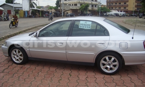 Sayi Na hannu Honda Accord Azurfa Mota in Porto Novo a Benin