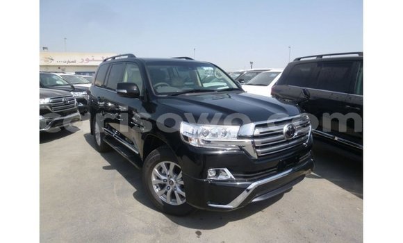 Acheter Import Voiture Toyota Land Cruiser Noir à Import - Dubai, Benin Acheter Import Voiture Toyota Land Cruiser Noir à Import - Dubai, Benin