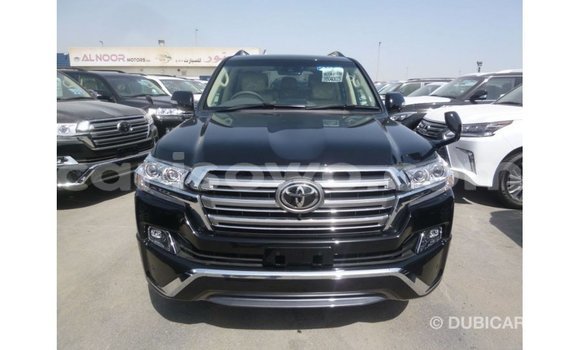 Acheter Import Voiture Toyota Land Cruiser Noir à Import - Dubai, Benin Acheter Import Voiture Toyota Land Cruiser Noir à Import - Dubai, Benin