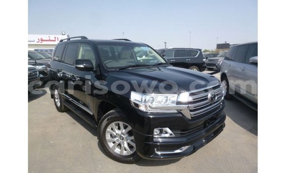 Acheter Import Voiture Toyota Land Cruiser Noir à Import - Dubai, Benin Acheter Import Voiture Toyota Land Cruiser Noir à Import - Dubai, Benin