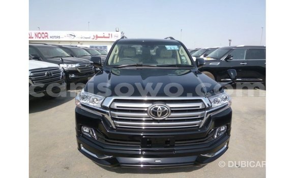 Acheter Import Voiture Toyota Land Cruiser Noir à Import - Dubai, Benin Acheter Import Voiture Toyota Land Cruiser Noir à Import - Dubai, Benin