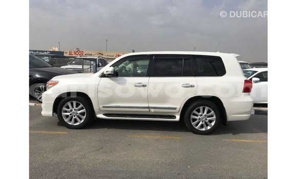 Buy Import Toyota Land Cruiser White Car in Import - Dubai in Benign Buy Import Toyota Land Cruiser White Car in Import - Dubai in Benign