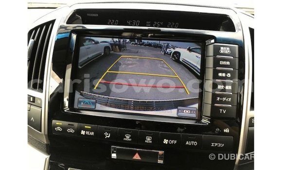 Buy Import Toyota Land Cruiser White Car in Import - Dubai in Benign Buy Import Toyota Land Cruiser White Car in Import - Dubai in Benign