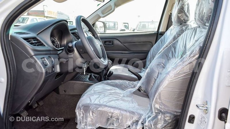 Big with watermark mitsubishi l200 benign import dubai 7922