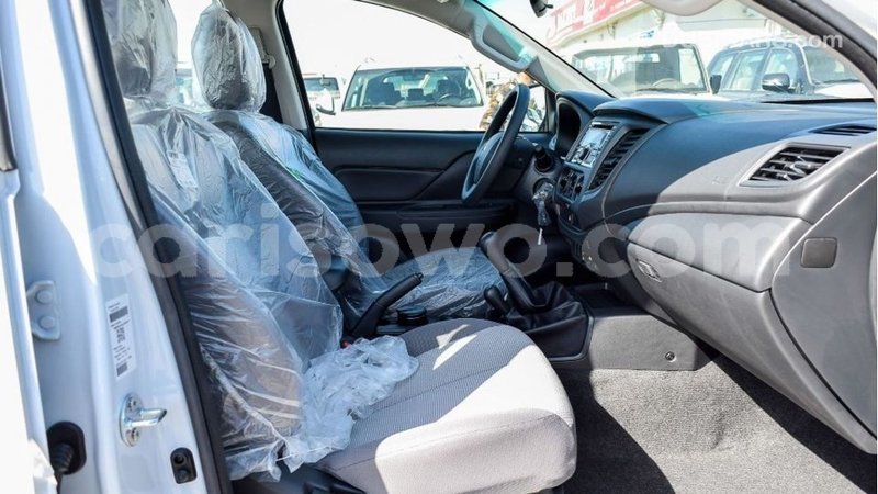 Big with watermark mitsubishi l200 benign import dubai 7922