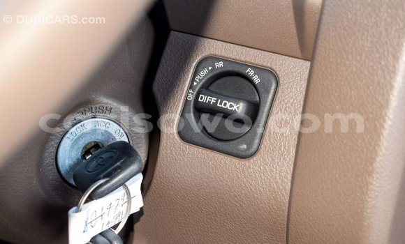 Buy Import Toyota Land Cruiser Beige Car in Import - Dubai in Benign Buy Import Toyota Land Cruiser Beige Car in Import - Dubai in Benign