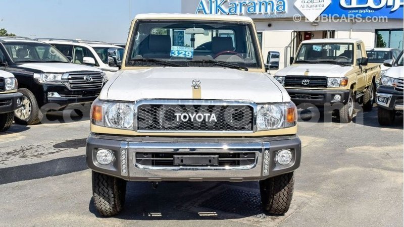 Big with watermark toyota land cruiser benin import dubai 7927