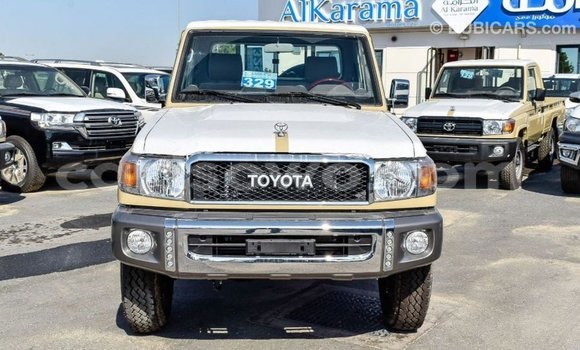 Buy Import Toyota Land Cruiser Beige Car in Import - Dubai in Benign Buy Import Toyota Land Cruiser Beige Car in Import - Dubai in Benign