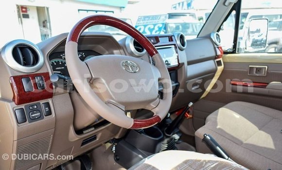 Buy Import Toyota Land Cruiser Beige Car in Import - Dubai in Benign Buy Import Toyota Land Cruiser Beige Car in Import - Dubai in Benign