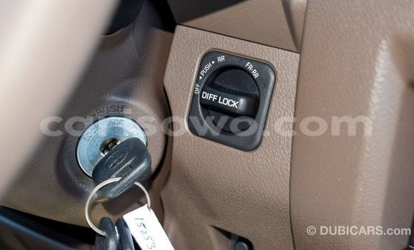 Buy Import Toyota Land Cruiser Beige Car in Import - Dubai in Benign Buy Import Toyota Land Cruiser Beige Car in Import - Dubai in Benign