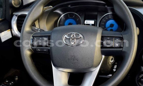 Ra Imported Toyota Hilux funfun Ọkọ̀ in Import - Dubai ni Benin Ra Imported Toyota Hilux funfun Ọkọ̀ in Import - Dubai ni Benin