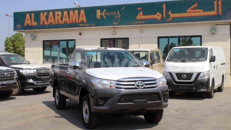 Big with watermark toyota hilux benign import dubai 7935
