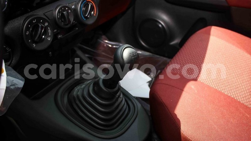 Big with watermark toyota hilux benign import dubai 7935