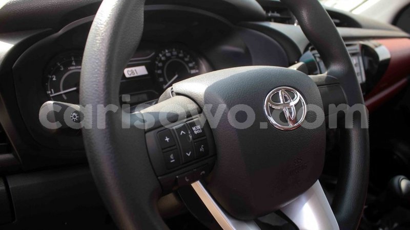 Big with watermark toyota hilux benign import dubai 7935