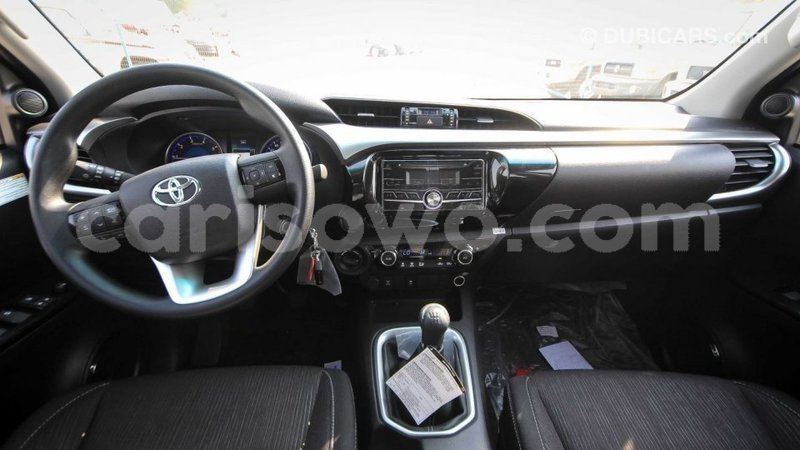 Big with watermark toyota hilux benign import dubai 7936