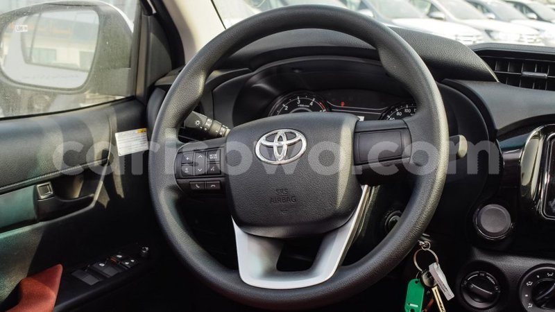 Big with watermark toyota hilux benign import dubai 7937