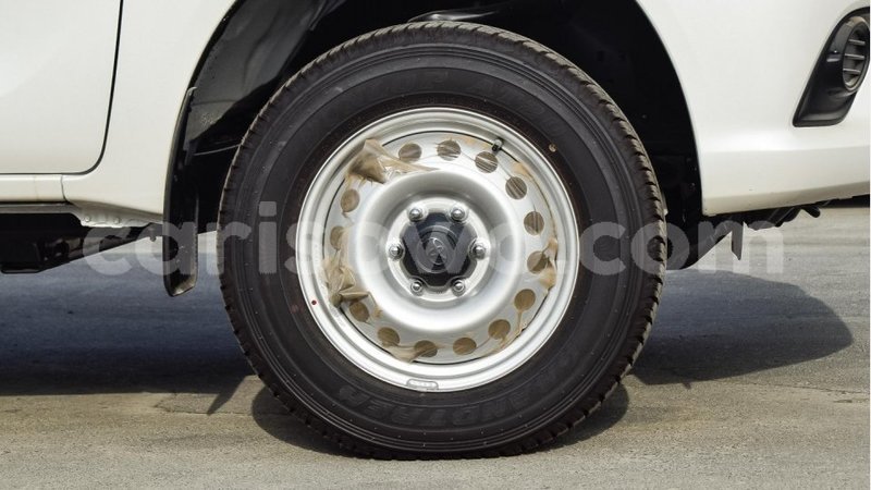 Big with watermark toyota hilux benign import dubai 7937