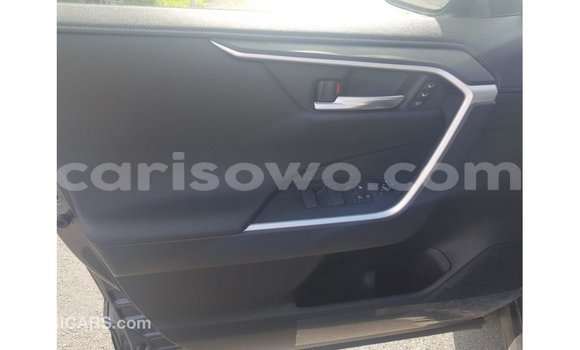 Acheter Import Utilitaire Toyota HiAce Autre à Import - Dubai, Benin Acheter Import Utilitaire Toyota HiAce Autre à Import - Dubai, Benin