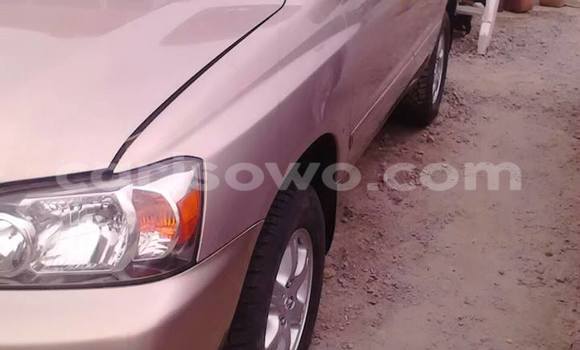 Buy Used Toyota Highlander Other Car in Cotonou in Benign Buy Used Toyota Highlander Other Car in Cotonou in Benign