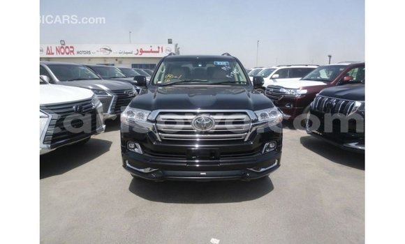 Sayi Imported Toyota Land Cruiser Black Mota in Import - Dubai a Benin Sayi Imported Toyota Land Cruiser Black Mota in Import - Dubai a Benin