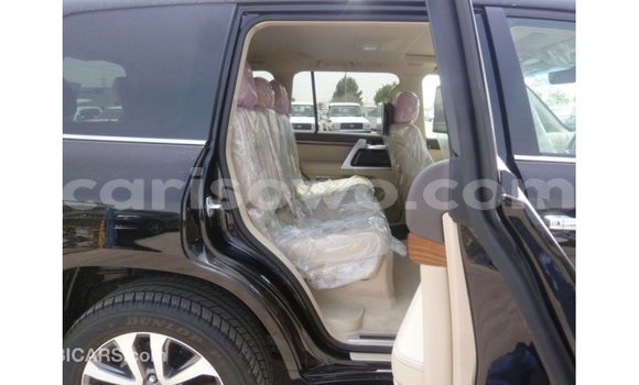 Sayi Imported Toyota Land Cruiser Black Mota in Import - Dubai a Benin Sayi Imported Toyota Land Cruiser Black Mota in Import - Dubai a Benin