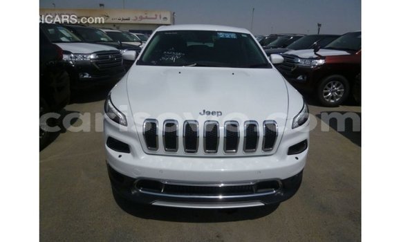 Sayi Imported Jeep Cherokee White Mota in Import - Dubai a Benin Sayi Imported Jeep Cherokee White Mota in Import - Dubai a Benin