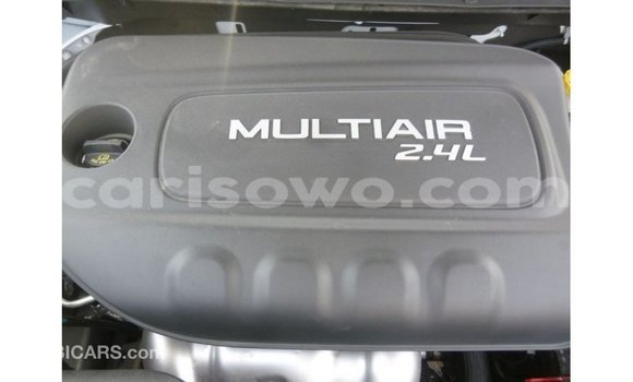 Sayi Imported Jeep Cherokee White Mota in Import - Dubai a Benin Sayi Imported Jeep Cherokee White Mota in Import - Dubai a Benin