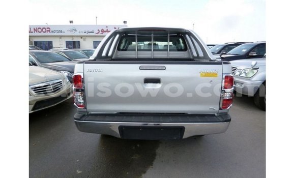 Sayi Imported Toyota Hilux Sauran Mota in Import - Dubai a Benin Sayi Imported Toyota Hilux Sauran Mota in Import - Dubai a Benin