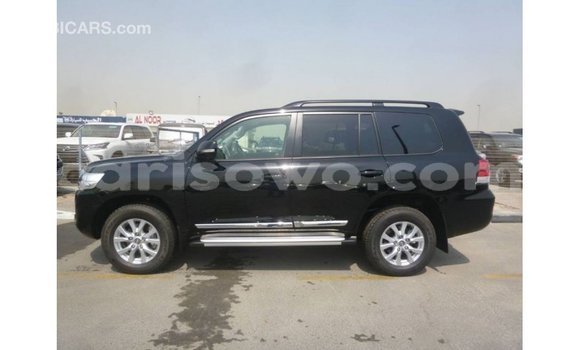 Sayi Imported Toyota Land Cruiser Black Mota in Import - Dubai a Benin Sayi Imported Toyota Land Cruiser Black Mota in Import - Dubai a Benin