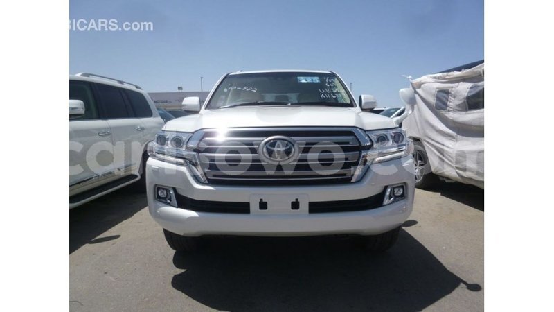 Big with watermark toyota land cruiser benin import dubai 7957