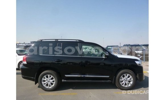 Sayi Imported Toyota Land Cruiser Black Mota in Import - Dubai a Benin Sayi Imported Toyota Land Cruiser Black Mota in Import - Dubai a Benin