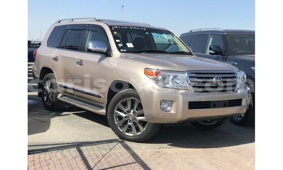 Buy Import Toyota Land Cruiser Other Car in Import - Dubai in Benign Buy Import Toyota Land Cruiser Other Car in Import - Dubai in Benign