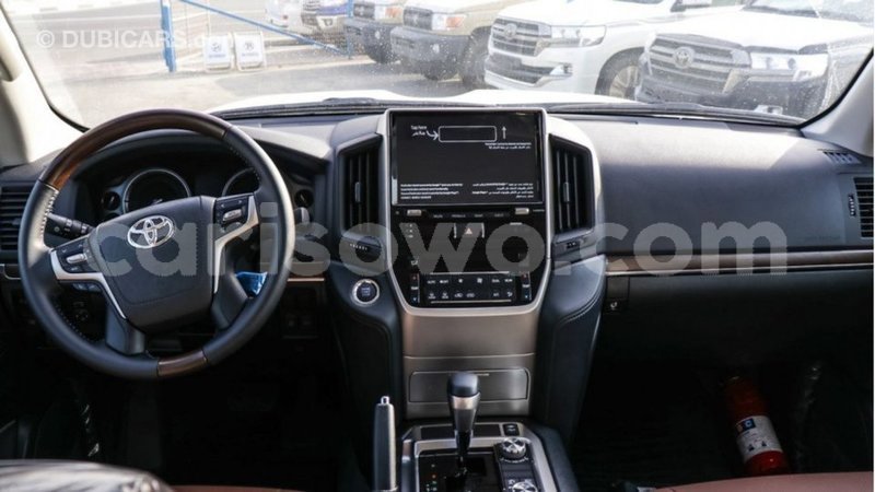 Big with watermark toyota land cruiser benin import dubai 7965