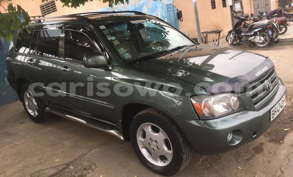 Buy Used Toyota Highlander Green Car in Cotonou in Benign Buy Used Toyota Highlander Green Car in Cotonou in Benign