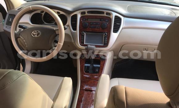 Buy Used Toyota Highlander Green Car in Cotonou in Benign Buy Used Toyota Highlander Green Car in Cotonou in Benign