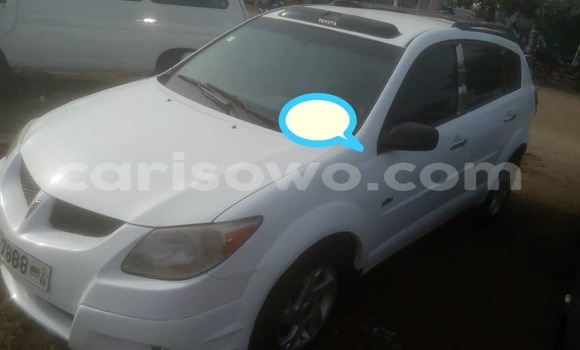 Ra Àlòkù Pontiac Vibe funfun Ọkọ̀ in Cotonou ni Benin Ra Àlòkù Pontiac Vibe funfun Ọkọ̀ in Cotonou ni Benin