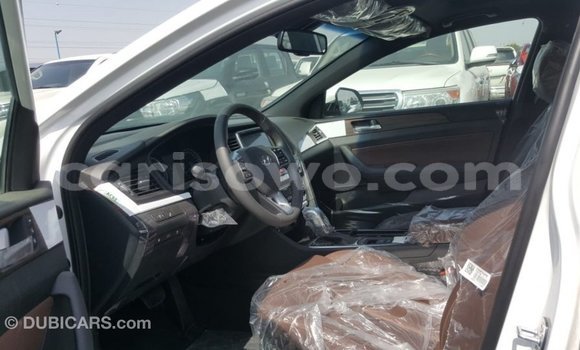 Ra Imported Hyundai Sonata funfun Ọkọ̀ in Import - Dubai ni Benin Ra Imported Hyundai Sonata funfun Ọkọ̀ in Import - Dubai ni Benin