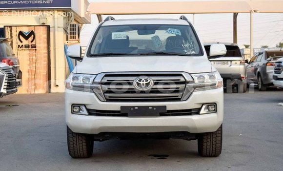 Buy Import Toyota Land Cruiser White Car in Import - Dubai in Benign Buy Import Toyota Land Cruiser White Car in Import - Dubai in Benign