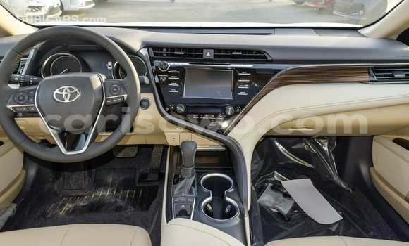 Ra Imported Toyota Camry funfun Ọkọ̀ in Import - Dubai ni Benin Ra Imported Toyota Camry funfun Ọkọ̀ in Import - Dubai ni Benin