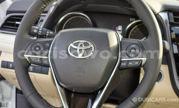 Ra Imported Toyota Camry funfun Ọkọ̀ in Import - Dubai ni Benin Ra Imported Toyota Camry funfun Ọkọ̀ in Import - Dubai ni Benin